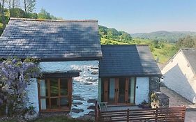 Rhyd Y Geifr, Cosy Barn Conversion In Maerdy