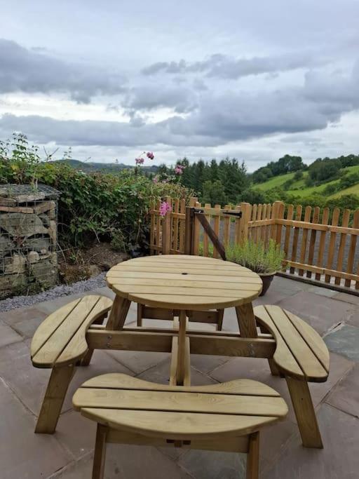 Rhyd Y Geifr, Cosy Barn Conversion In Maerdy Corwen Exterior photo